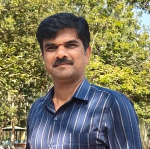Dr. Raju Gadad